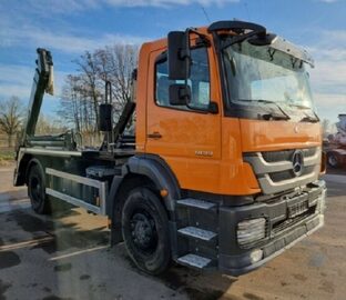Bramowiec komunalny do pojemnikow smieci Mercedes Axor 18.33
