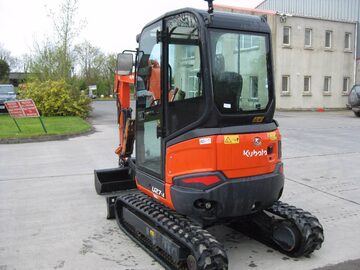 Minikoparki Kubota U27-4