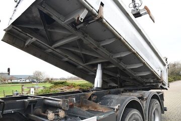 Iveco TRAKKER 450  wywrotka 6x6 bordmatic zdzwigiem