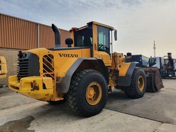 Ladowarka kolowa Volvo L 120 F