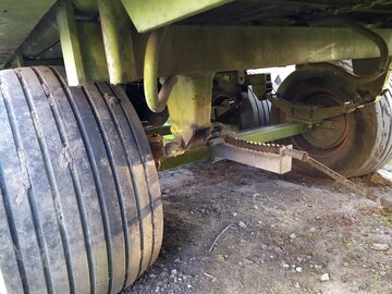 claas sprint 335s