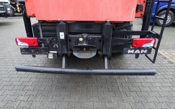 Skrzyniowy z dzwigiem 6x4Man TGS 26.400